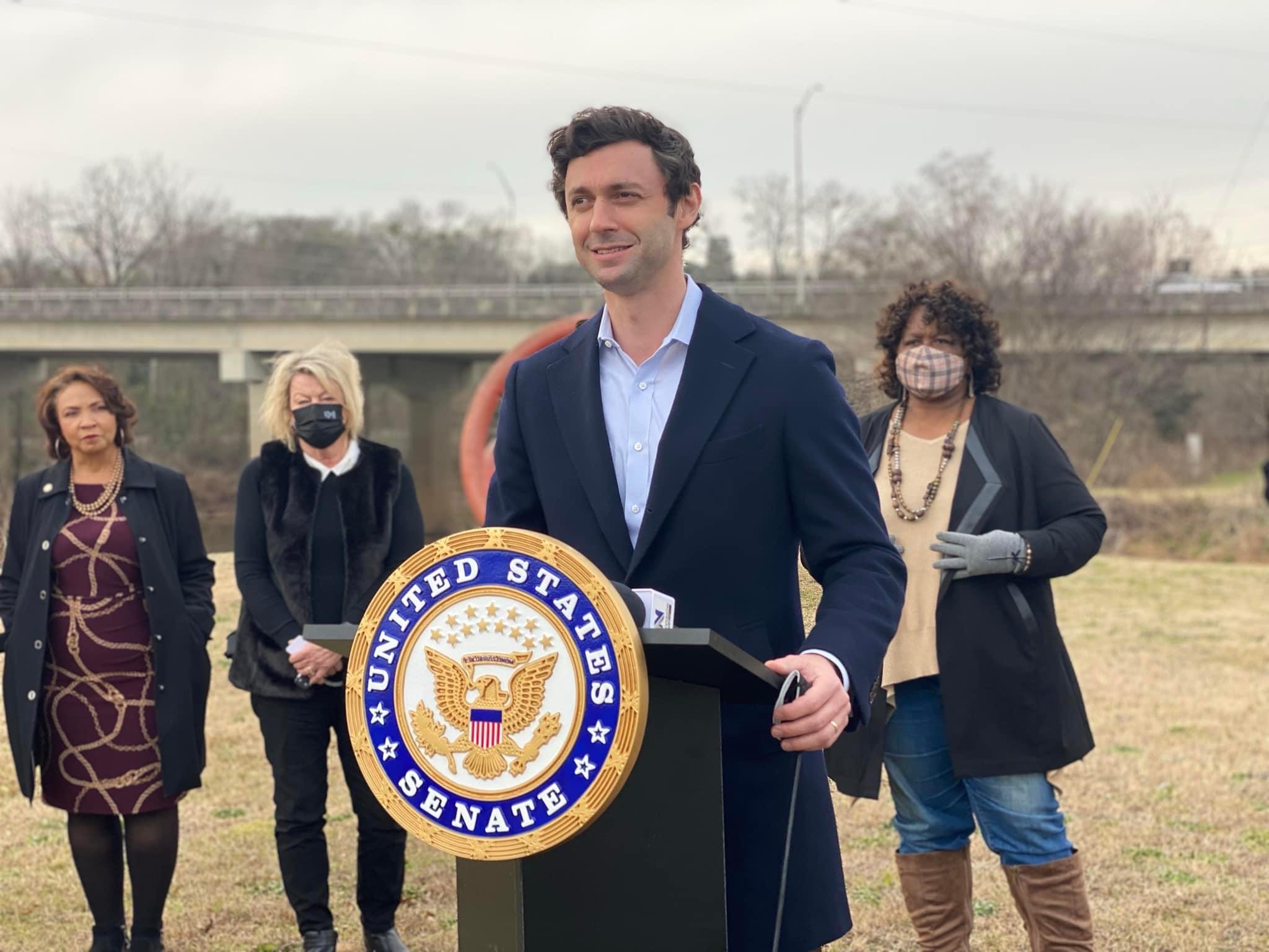 de alta velocidad para comunidades hispanas de NotiVisión